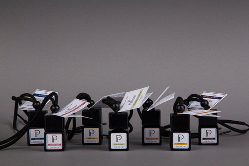 Difusor aromático para auto Atelier Profumo con diseño elegante para colgar